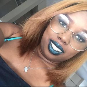 Meet your Posher, Ciara